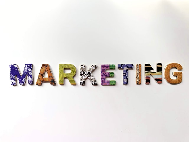 How to teach about marketing?
